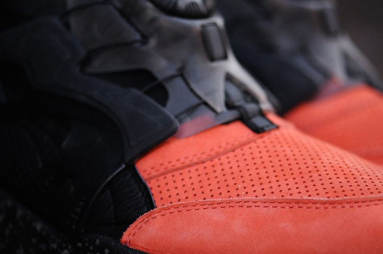 ronnie-fieg-x-disc-blaze-og-coa-356608-01_03