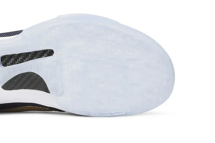Krossovki-Undefeated-x-Nike-Zoom-Kobe-5-Protro-What-If-Pack-Special-Box-13