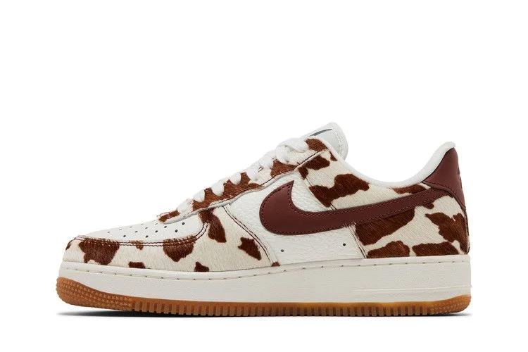 Krossovki-Nike-Wmns-Air-Force-1-Low-Cow-Print-Brown-2