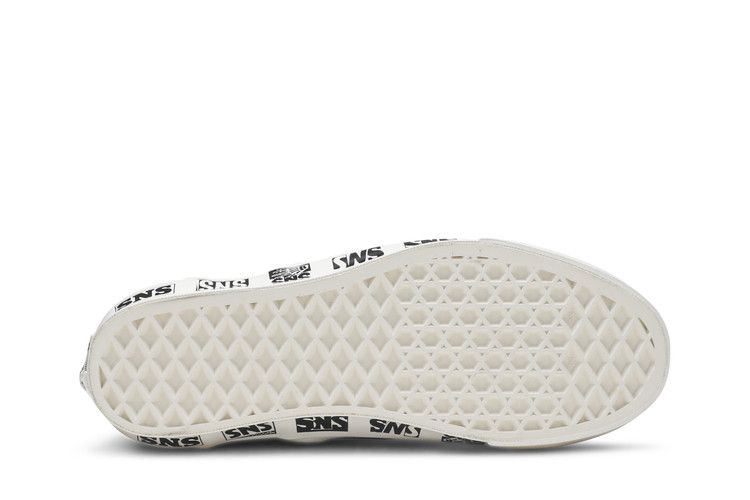 Кроссовки Vans Sneakersnstuff x Slip-On LX 'Venice Beach'