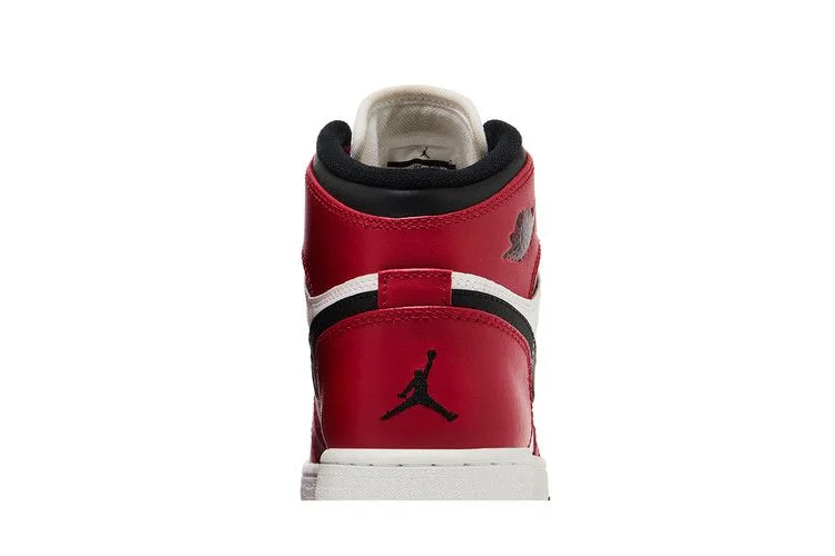 Кроссовки Air Jordan 1 Retro OG GS 'Chicago' 2013