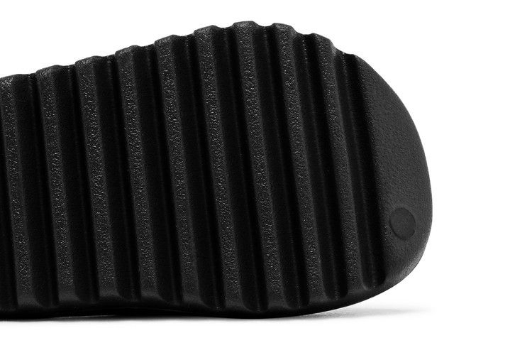 Кроссовки adidas Yeezy Slides Kids 'Dark Onyx'