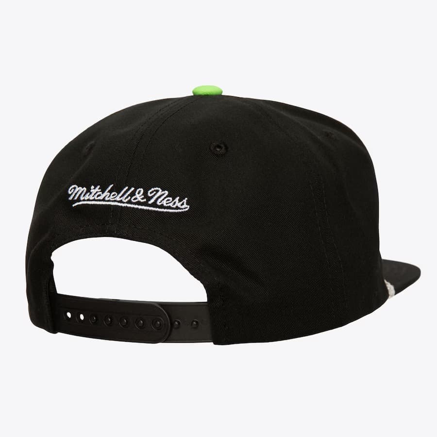 Бейсболка Mitchell & Ness Black Tampa Bay Rays Cooperstown Collection Radiant Lines Deadstock Snapback Hat