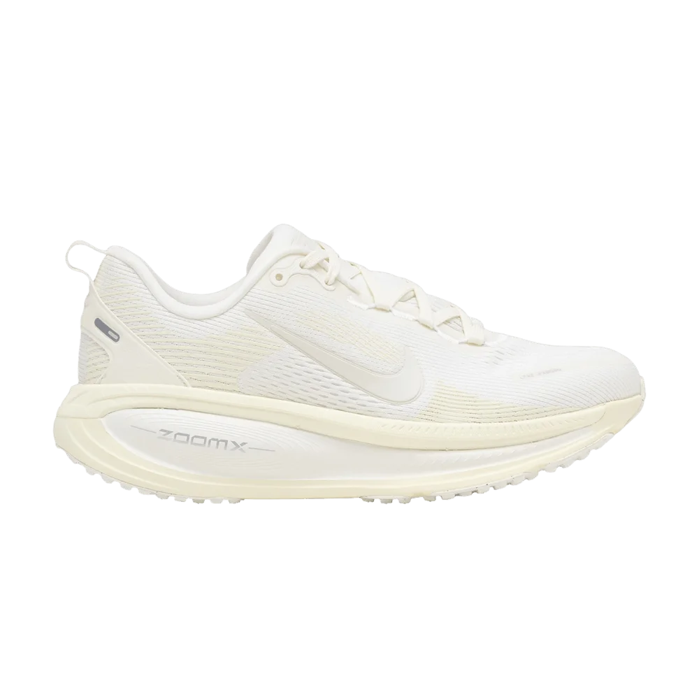 Кроссовки Nike Wmns Vomero 18 'Sail Coconut Milk Summit White'