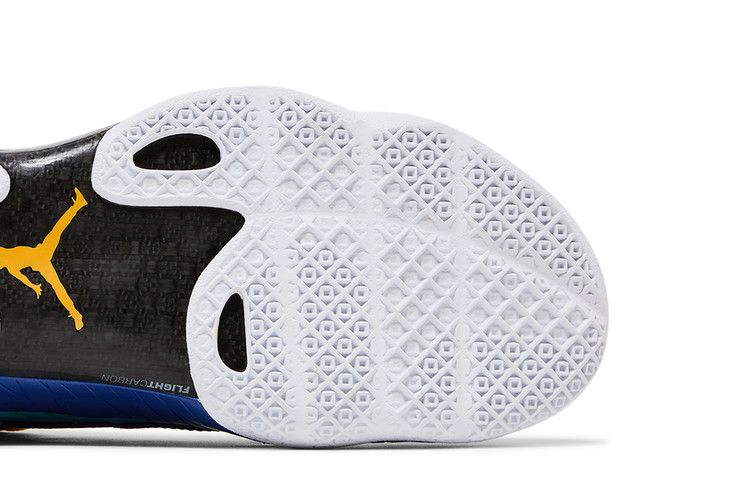 air-jordan-2010-year-of-the-dragon-484654-401_04