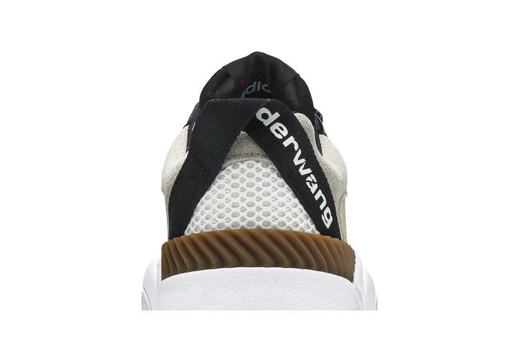 alexander-wang-x-turnout-trainer-light-brown-fv2914_06