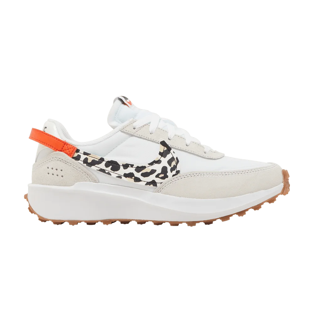 Krossovki-Nike-Wmns-Waffle-Debut-White-Leopard