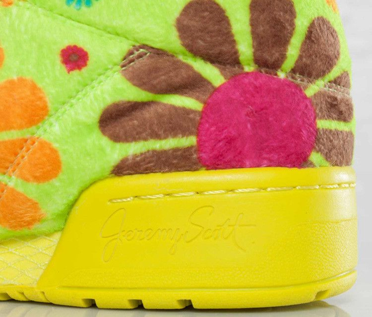 Кроссовки Adidas JS Bear 'Flower Power'