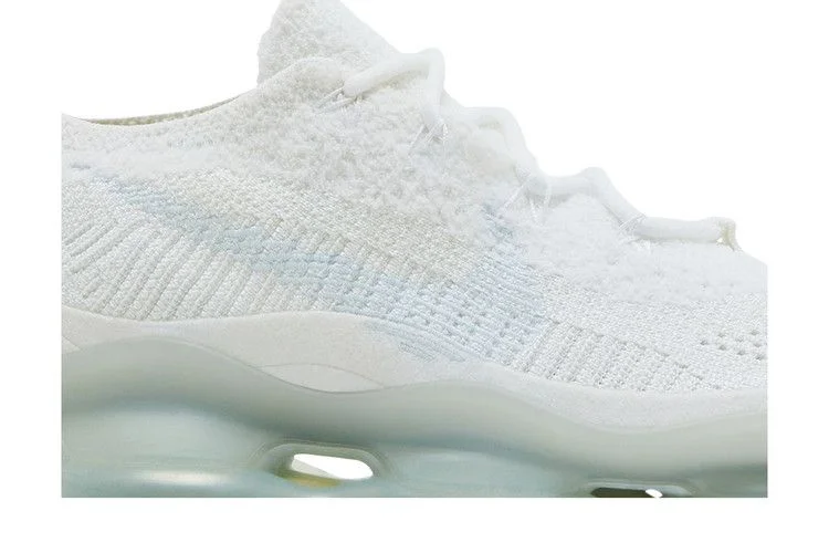 Krossovki-Nike-Wmns-Air-Max-Scorpion-Flyknit-White-Football-Grey-1