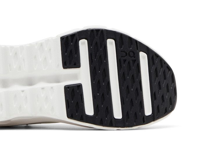 Кроссовки ON Wmns Cloudtilt 'Black Ivory'