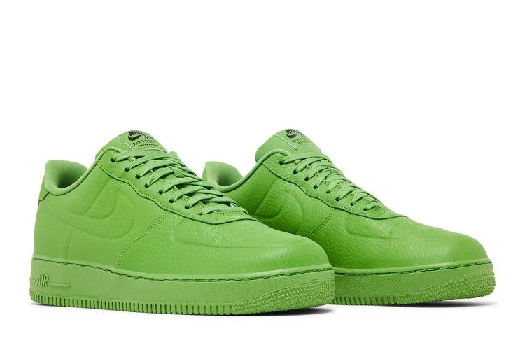 Krossovki-Nike-Air-Force-1-07-Pro-Tech-Chlorophyll-7