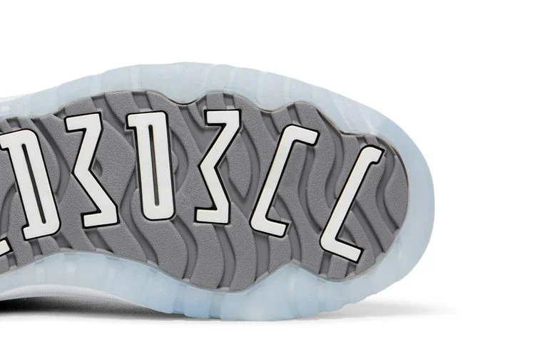 Krossovki-Air-Jordan-11-Retro-PS-Cool-Grey-2021-4