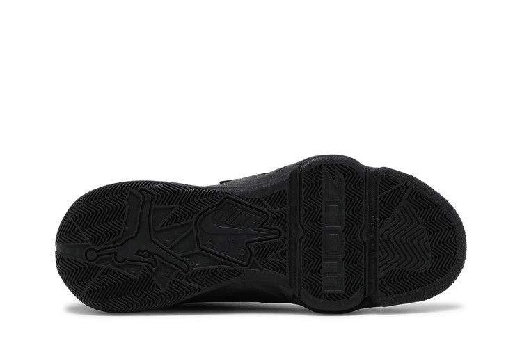 jordan-zoom-92-triple-black-ck9183-002_03