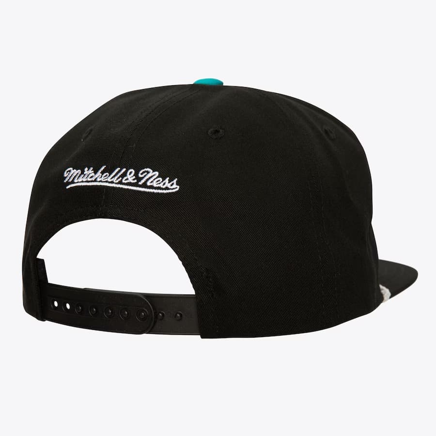 Бейсболка Mitchell & Ness Black Florida Marlins Cooperstown Collection Radiant Lines Deadstock Snapback Hat