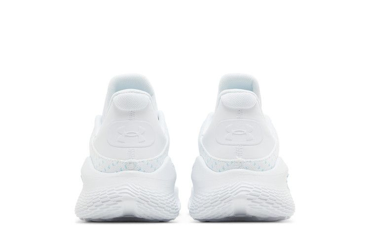curry-4-low-flotro-april-showers-3026620-100_05