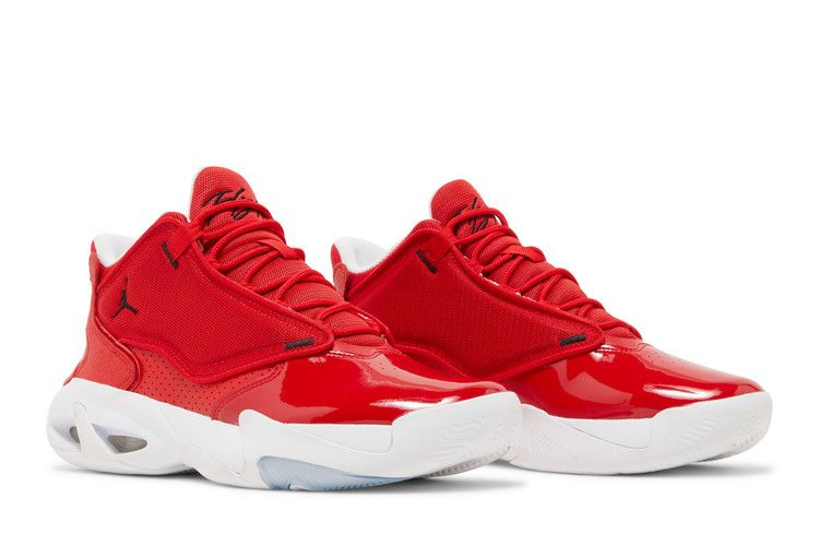 jordan-max-aura-4-university-red-dn3687-601_07