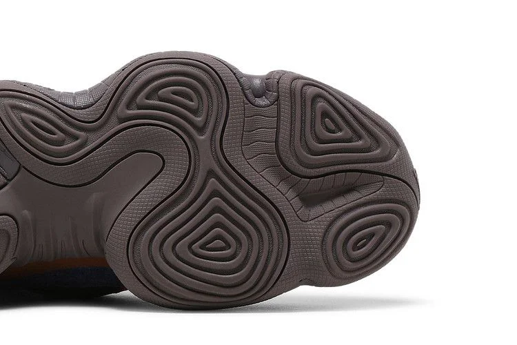 Krossovki-adidas-Yeezy-500-High-Sumac-4