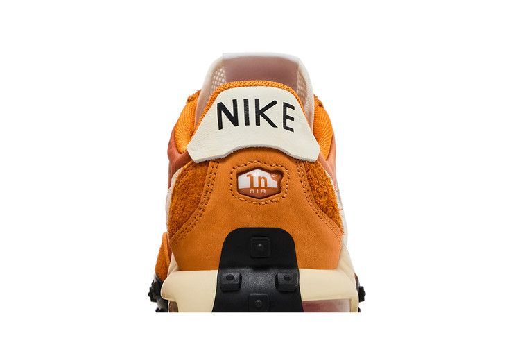 Кроссовки Nike Air Max Waffle Racer SP 'Bright Ceramic'