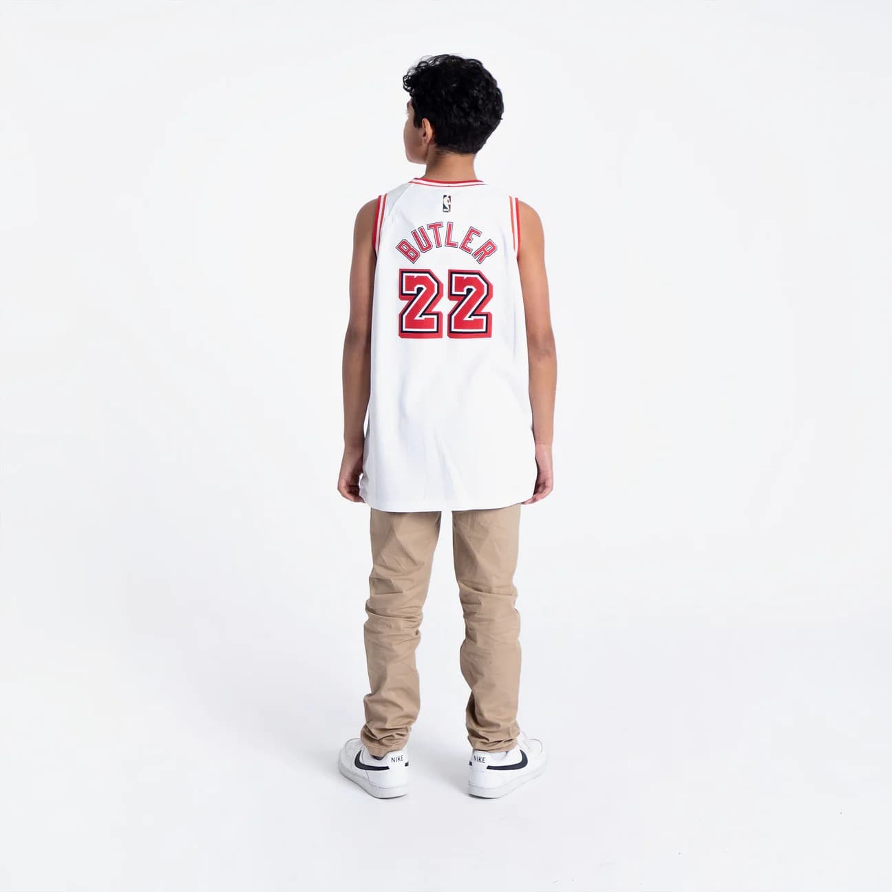 2022-23-Miami-Heat-Jimmy-Butler-22-Youth-Swingman-Classic-Edition-White-Jersey-5