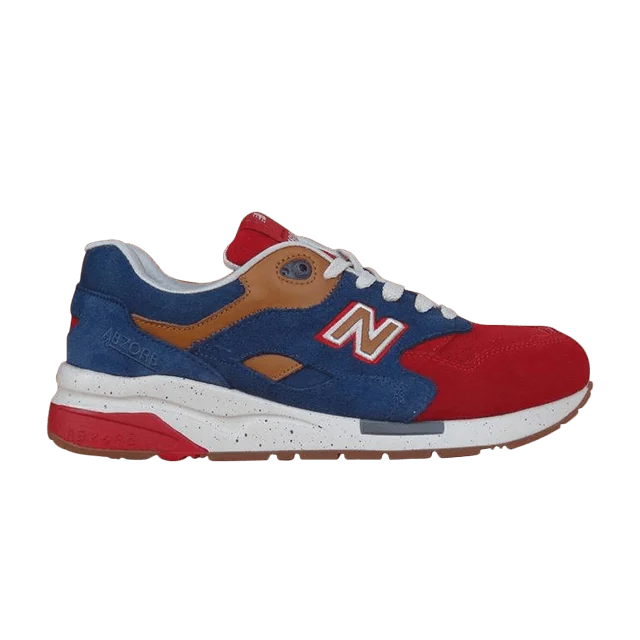 Krossovki-Ubiq-x-New-Balance-1600-The-Benjamin
