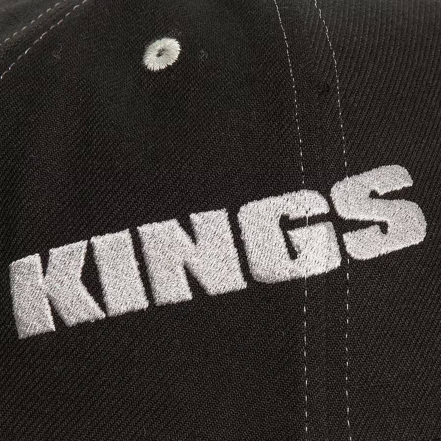 Бейсболка Mitchell & Ness Black Los Angeles Kings Overbite Pro Vintage Snapback Hat