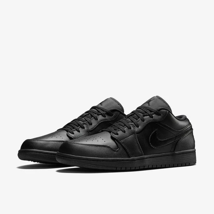 Кроссовки Air Jordan 1 Low 'Triple Black'