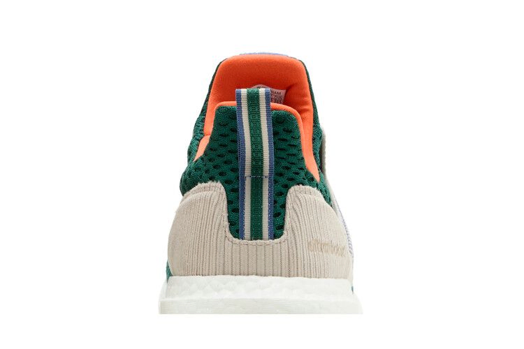 Кроссовки adidas UltraBoost 1.0 'Collegiate Green Wonder Beige'