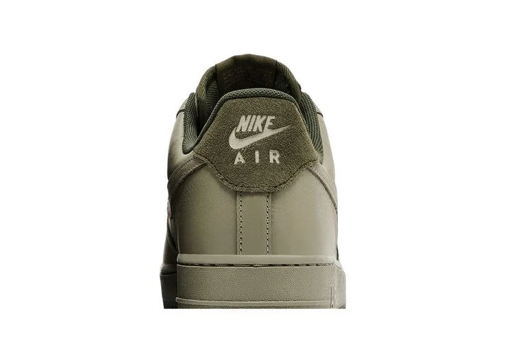 Кроссовки Nike Air Force 1 '07 LV8 'Mini Swoosh Pack - Light Army'