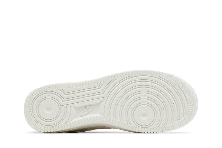 Кроссовки Nike Wmns Air Force 1 '07 LX  'Coconut Milk'
