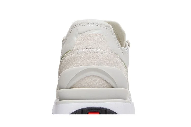 Krossovki-Nike-Waffle-One-Leather-Light-Bone-Oil-Green-6