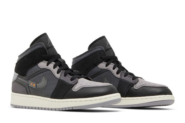 air-jordan-1-mid-se-craft-gs-inside-out-cement-grey-dv0438-001_07