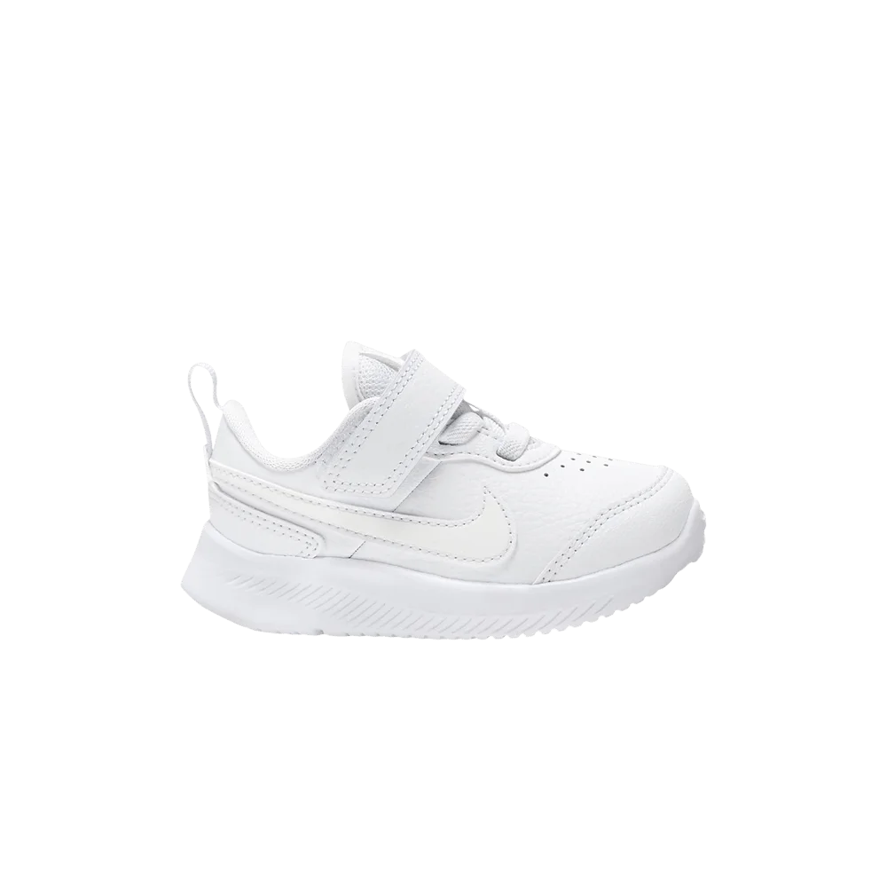 Krossovki-Nike-Varsity-Leather-TD-Triple-White