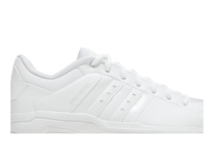 pro-model-2g-low-triple-white-fx7099_01