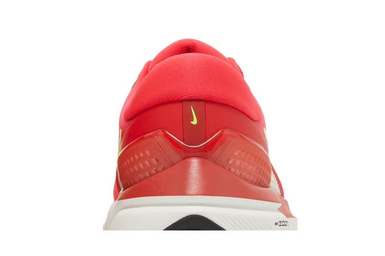 Кроссовки Nike Air Zoom Vomero 16 'Siren Red Volt'