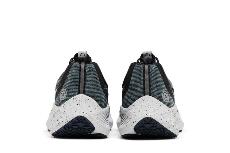 Кроссовки Nike Winflo 8 Shield 'Black Iron Grey'
