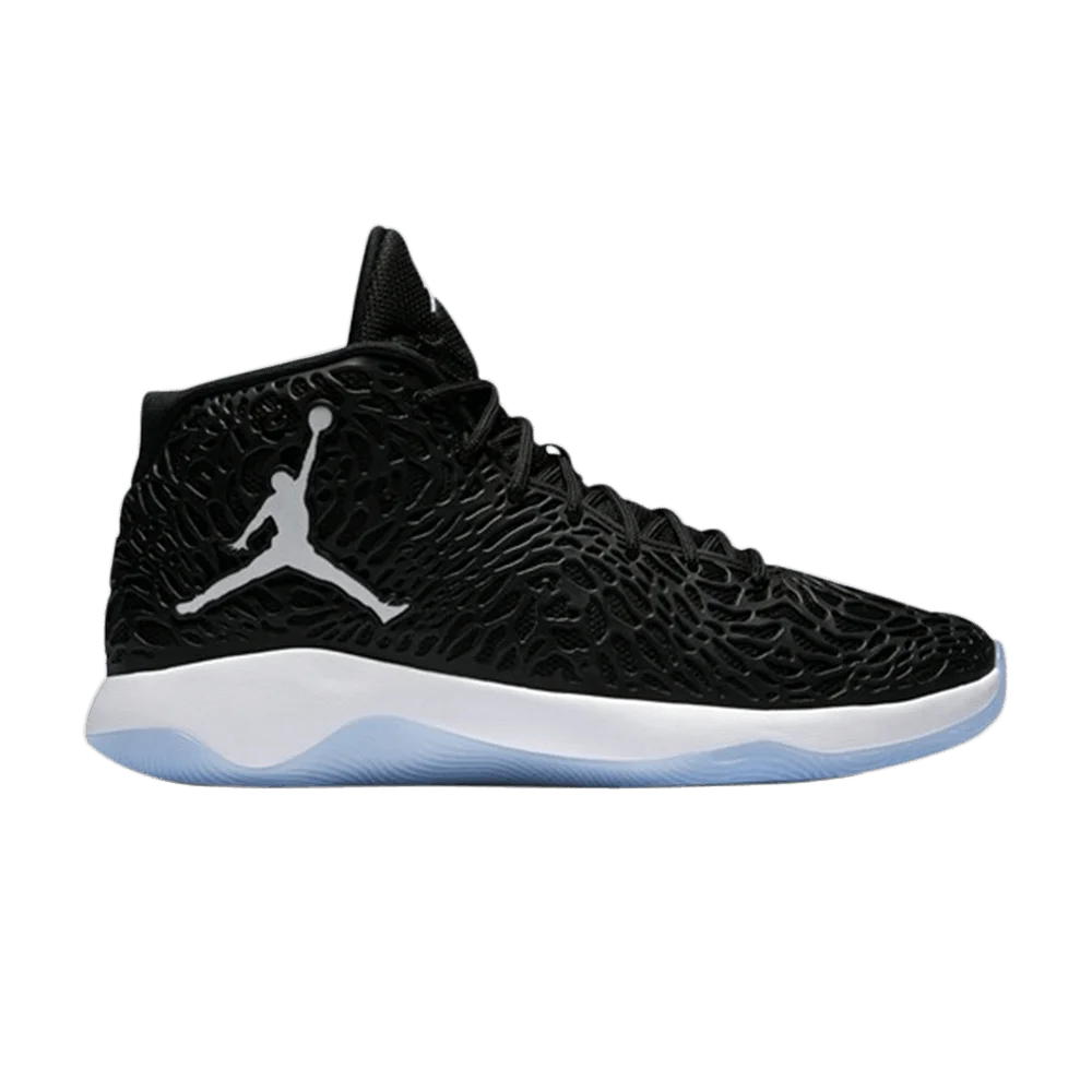 Krossovki-Air-Jordan-Ultra.Fly-Black-Reflective-Silver