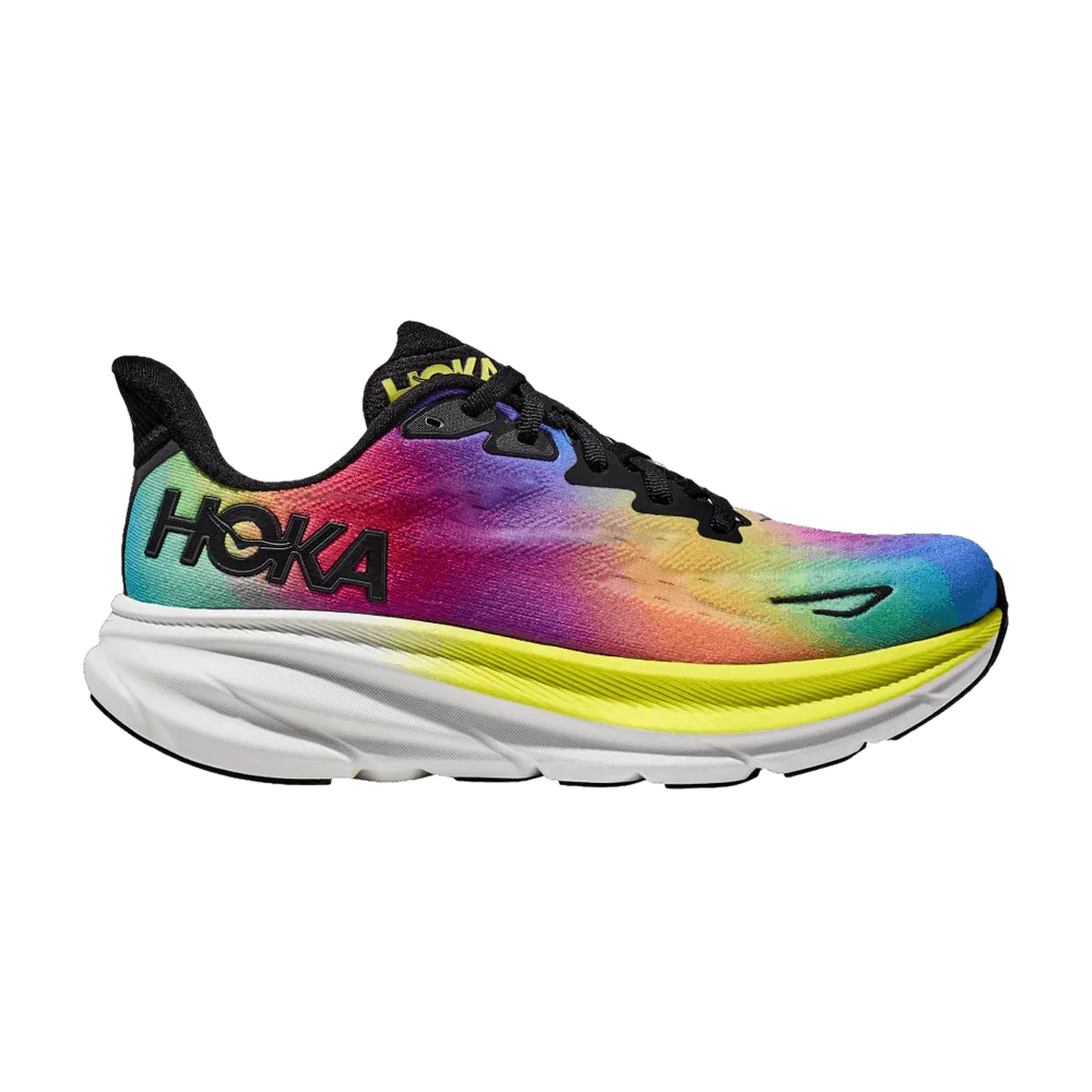 Krossovki-HOKA-Clifton-9-Rainbow