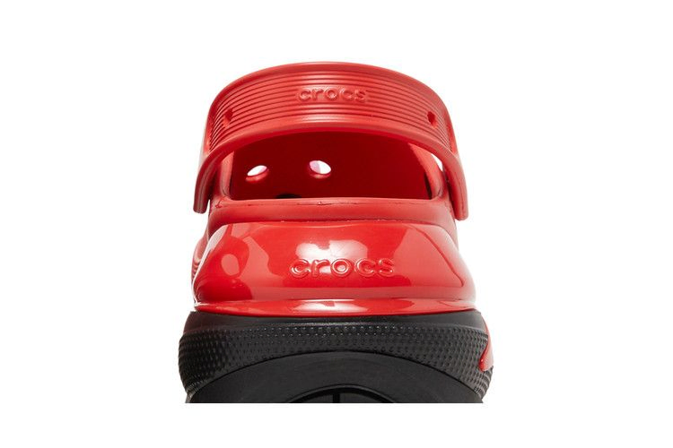 Кроссовки Crocs Karol G x Mega Crush Clog