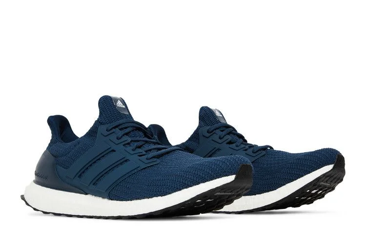 Krossovki-adidas-UltraBoost-4.0-DNA-Crew-Navy-7