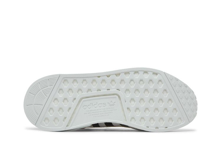 nmd_r1-v2-script-white-gx1116_03