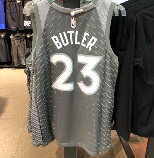 Баскетбольная джерси 2017-18 Butler Timberwolves #23 City Gray