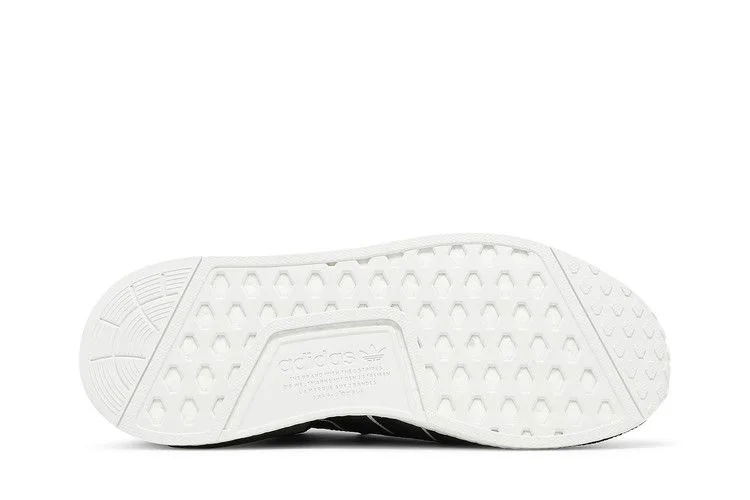 Krossovki-Adidas-NMD_R1-V2-Black-White-3