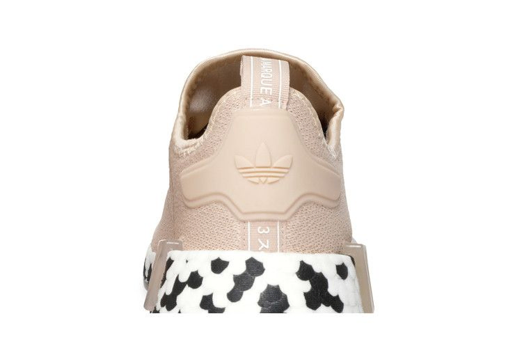 wmns-nmd_r1-halo-blush-gz7996_06