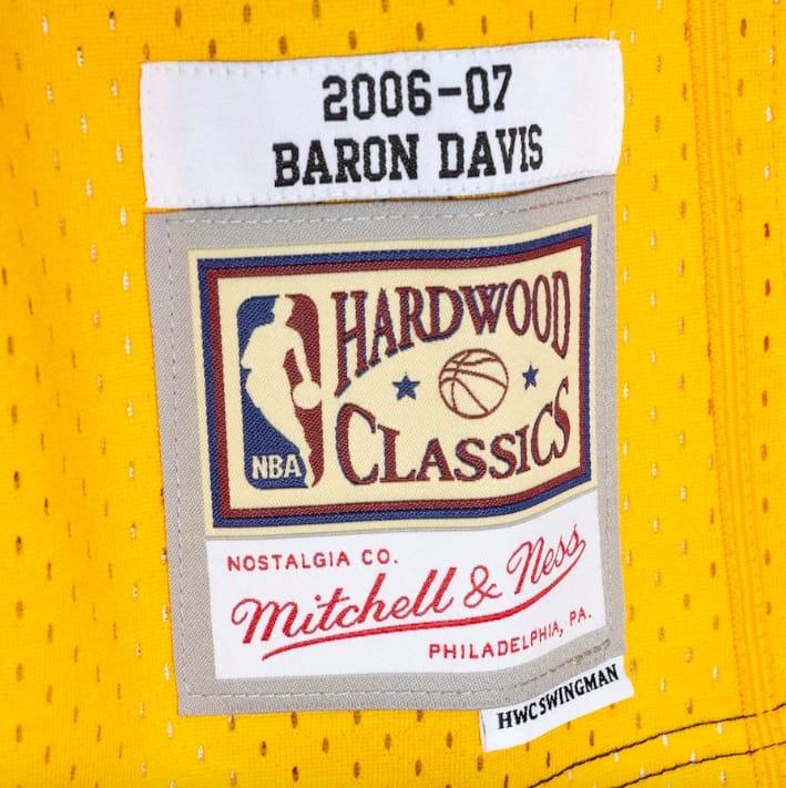 2006-07-Golden-State-Warriors-5-Baron-Davis-Mitchell-Ness-Split-NavyGold-Jersey-3