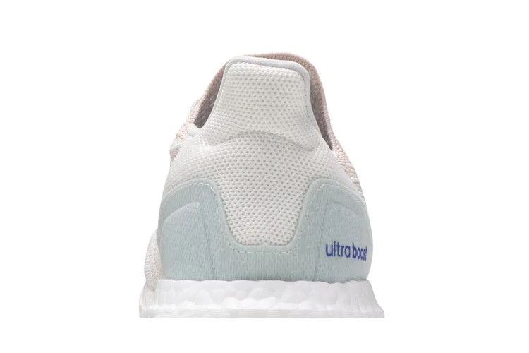 Кроссовки adidas Wmns UltraBoost 6.0 'Halo Ivory'