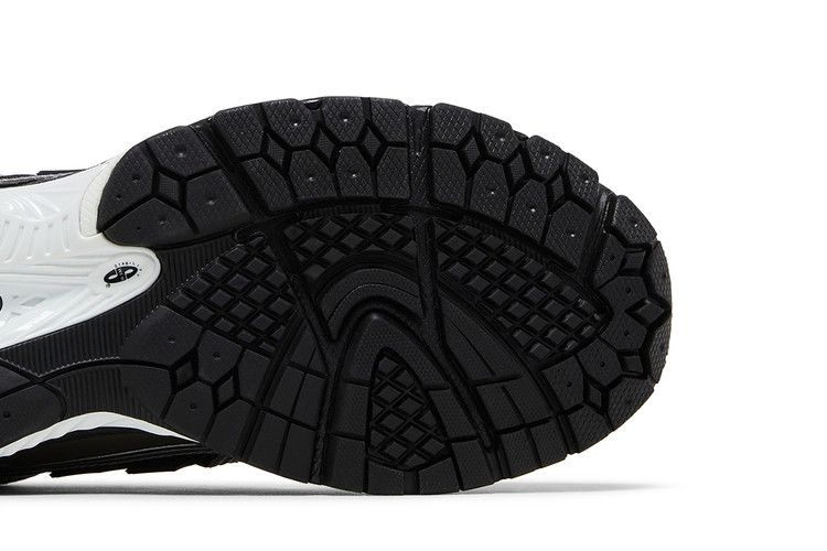 Кроссовки New Balance 1906R 'Black Grey White'