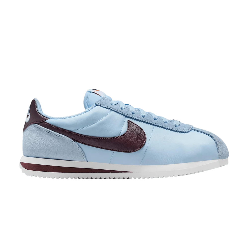 Krossovki-Nike-Wmns-Cortez-Celestine-BlueWhiteBurgundy-Crush