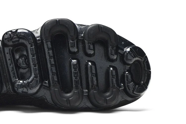 Кроссовки Nike Air VaporMax Flyknit 3 'Triple Black'