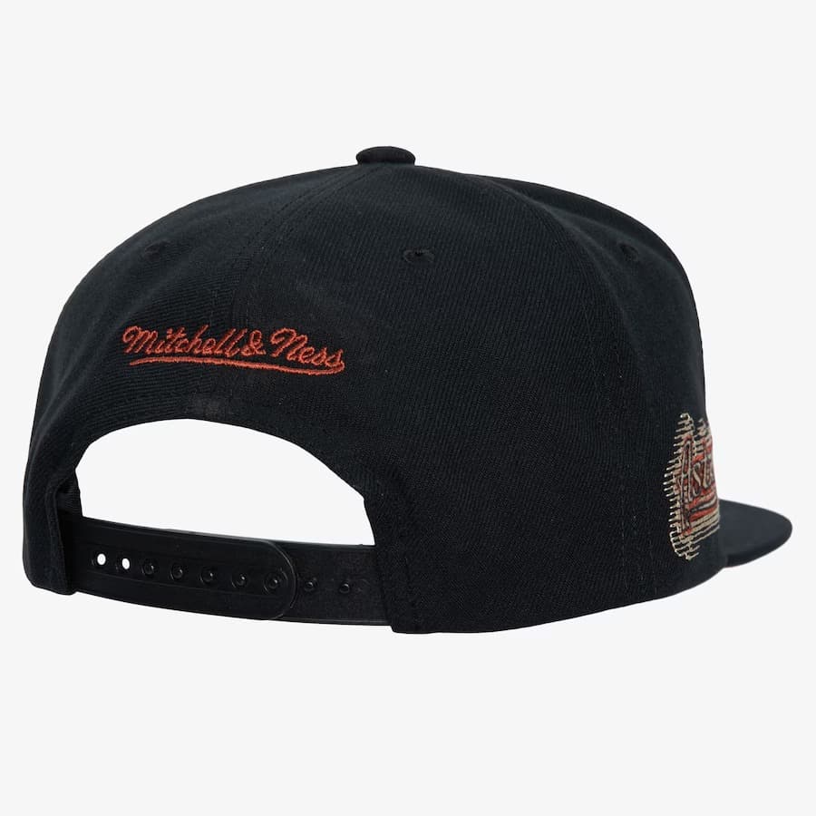 Mitchell-Ness-Black-Houston-Astros-Cooperstown-Collection-Blurred-Vision-Snapback-Hat-1