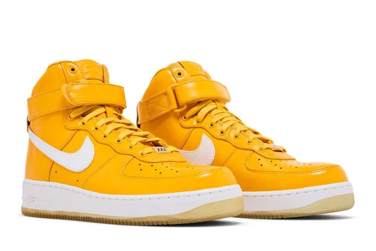 Krossovki-Nike-Air-Force-1-High-Comfort-Premium-QS-University-Gold-7